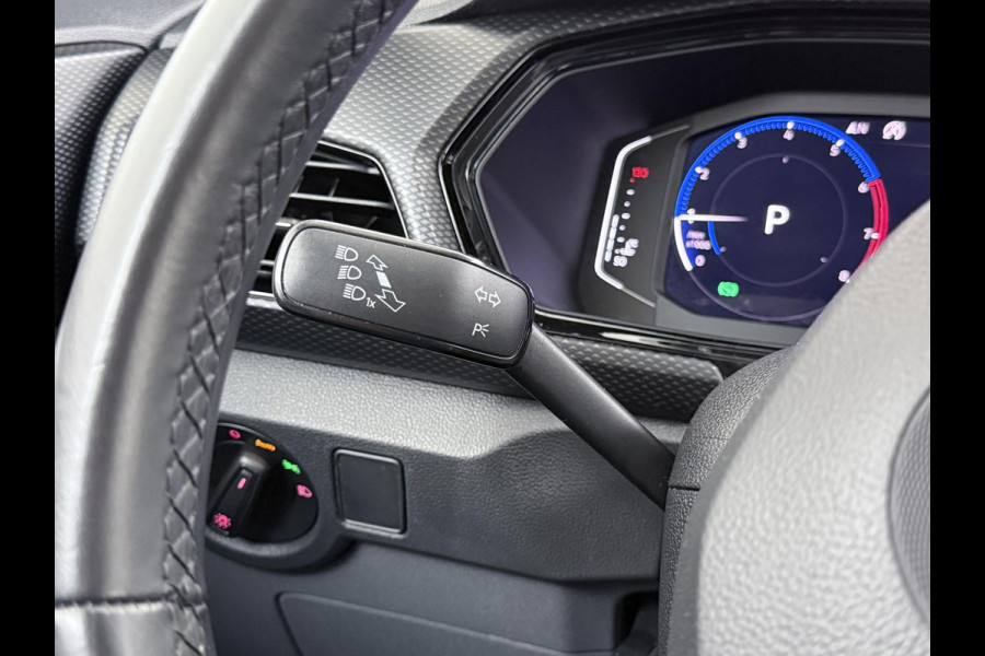 Volkswagen T-Cross 1.0 TSI Style R LINE ! | DODE HOEK DETECTIE | VIRTUAL DASH | STOELVERWARMING | NAVI | CLIMA | RIJKLAARPRIJS INCL. 12MND BOVAG GARANTIE | Volkswagen T-Cross 1.0 TSI Style R LINE ! | DODE HOEK DETECTIE | VIRTUAL DASH | STOELVERWARMING | NAVI | CLIMA | RIJKLAARPRIJS INCL. 12MND BOVAG GARANTIE |