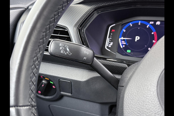 Volkswagen T-Cross 1.0 TSI Style R LINE ! | DODE HOEK DETECTIE | VIRTUAL DASH | STOELVERWARMING | NAVI | CLIMA | RIJKLAARPRIJS INCL. 12MND BOVAG GARANTIE | Volkswagen T-Cross 1.0 TSI Style R LINE ! | DODE HOEK DETECTIE | VIRTUAL DASH | STOELVERWARMING | NAVI | CLIMA | RIJKLAARPRIJS INCL. 12MND BOVAG GARANTIE |