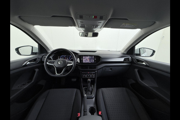 Volkswagen T-Cross 1.0 TSI Style R LINE ! | DODE HOEK DETECTIE | VIRTUAL DASH | STOELVERWARMING | NAVI | CLIMA | RIJKLAARPRIJS INCL. 12MND BOVAG GARANTIE | Volkswagen T-Cross 1.0 TSI Style R LINE ! | DODE HOEK DETECTIE | VIRTUAL DASH | STOELVERWARMING | NAVI | CLIMA | RIJKLAARPRIJS INCL. 12MND BOVAG GARANTIE |