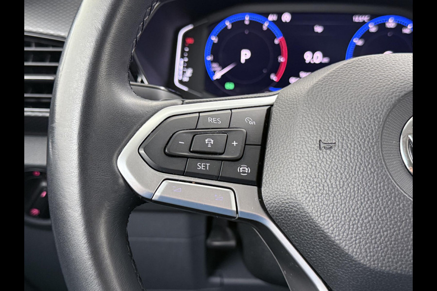 Volkswagen T-Cross 1.0 TSI Style R LINE ! | DODE HOEK DETECTIE | VIRTUAL DASH | STOELVERWARMING | NAVI | CLIMA | RIJKLAARPRIJS INCL. 12MND BOVAG GARANTIE | Volkswagen T-Cross 1.0 TSI Style R LINE ! | DODE HOEK DETECTIE | VIRTUAL DASH | STOELVERWARMING | NAVI | CLIMA | RIJKLAARPRIJS INCL. 12MND BOVAG GARANTIE |