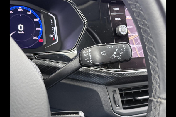 Volkswagen T-Cross 1.0 TSI Style R LINE ! | DODE HOEK DETECTIE | VIRTUAL DASH | STOELVERWARMING | NAVI | CLIMA | RIJKLAARPRIJS INCL. 12MND BOVAG GARANTIE | Volkswagen T-Cross 1.0 TSI Style R LINE ! | DODE HOEK DETECTIE | VIRTUAL DASH | STOELVERWARMING | NAVI | CLIMA | RIJKLAARPRIJS INCL. 12MND BOVAG GARANTIE |