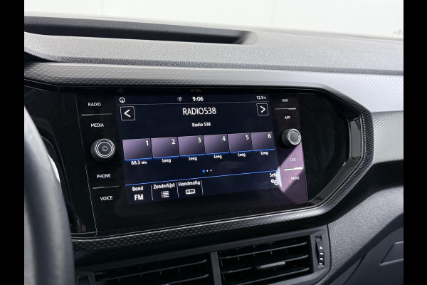 Volkswagen T-Cross 1.0 TSI Style R LINE ! | DODE HOEK DETECTIE | VIRTUAL DASH | STOELVERWARMING | NAVI | CLIMA | RIJKLAARPRIJS INCL. 12MND BOVAG GARANTIE | Volkswagen T-Cross 1.0 TSI Style R LINE ! | DODE HOEK DETECTIE | VIRTUAL DASH | STOELVERWARMING | NAVI | CLIMA | RIJKLAARPRIJS INCL. 12MND BOVAG GARANTIE |