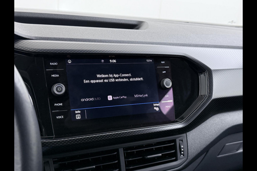 Volkswagen T-Cross 1.0 TSI Style R LINE ! | DODE HOEK DETECTIE | VIRTUAL DASH | STOELVERWARMING | NAVI | CLIMA | RIJKLAARPRIJS INCL. 12MND BOVAG GARANTIE | Volkswagen T-Cross 1.0 TSI Style R LINE ! | DODE HOEK DETECTIE | VIRTUAL DASH | STOELVERWARMING | NAVI | CLIMA | RIJKLAARPRIJS INCL. 12MND BOVAG GARANTIE |