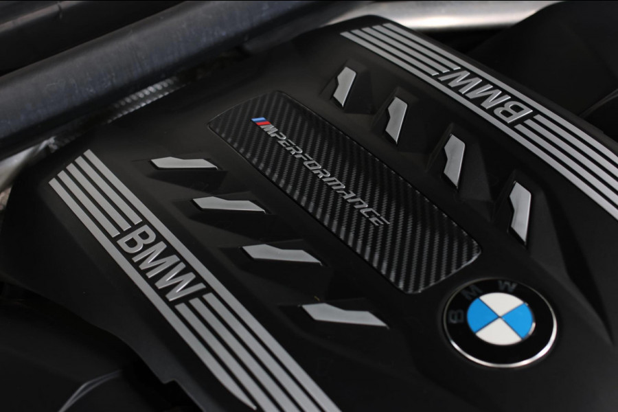 BMW X7 M50i *Sky Lounge*B&W Audio*Mansory*Massage*360 Camera*