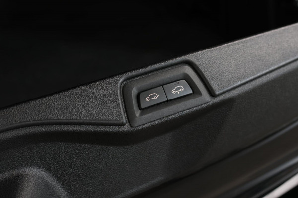 BMW X7 M50i *Sky Lounge*B&W Audio*Mansory*Massage*360 Camera*