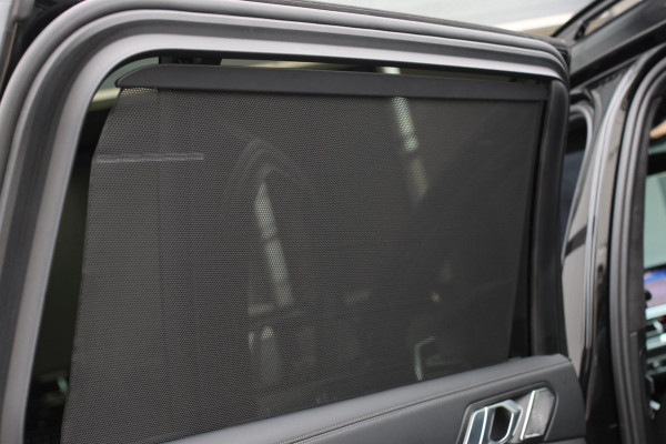 BMW X7 M50i *Sky Lounge*B&W Audio*Mansory*Massage*360 Camera*