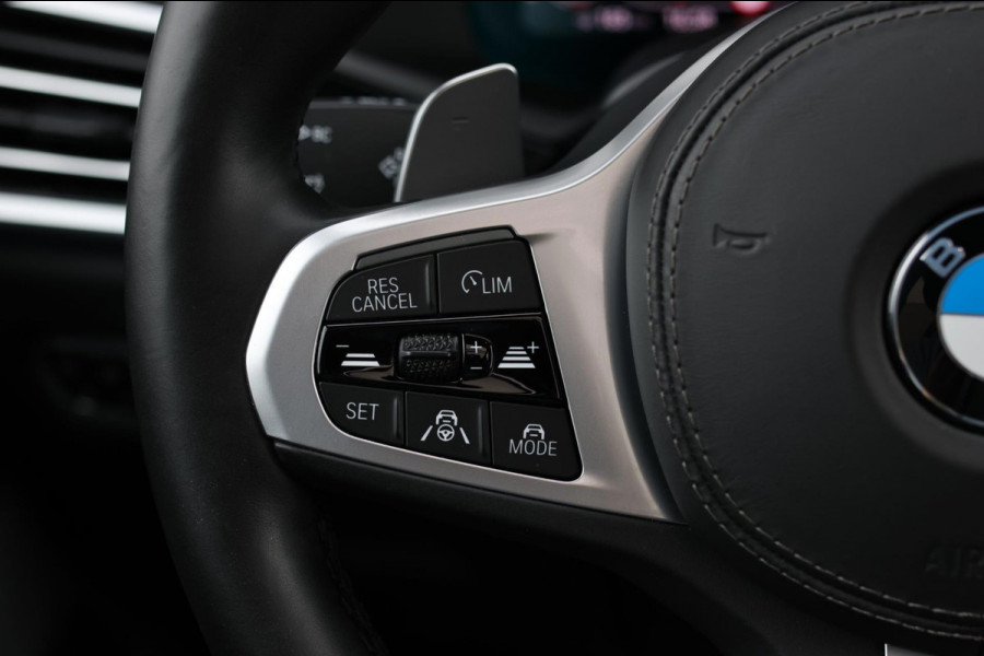 BMW X7 M50i *Sky Lounge*B&W Audio*Mansory*Massage*360 Camera*