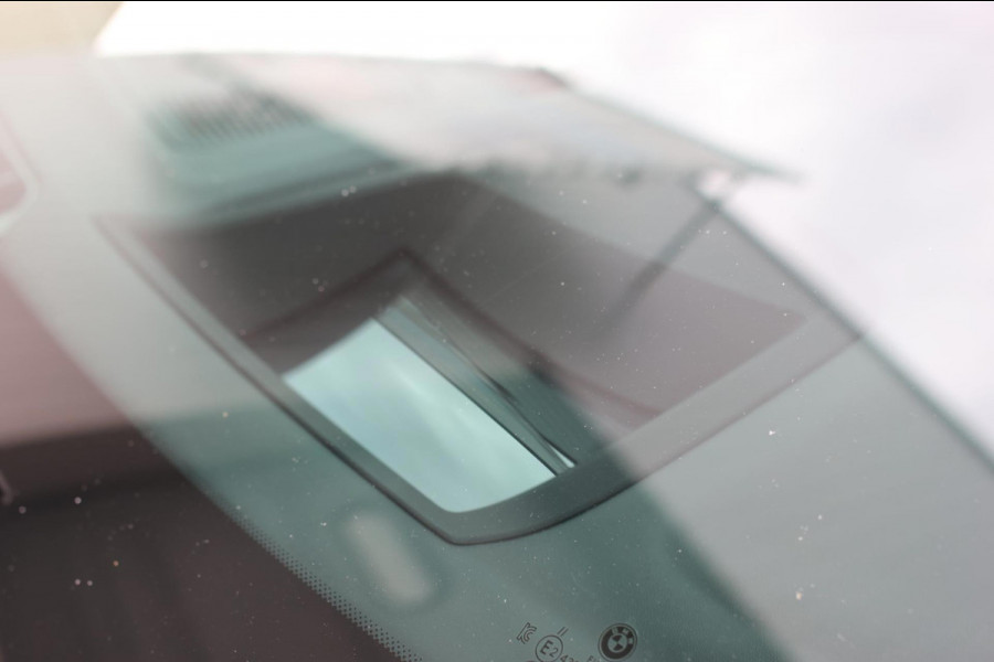 BMW X7 M50i *Sky Lounge*B&W Audio*Mansory*Massage*360 Camera*