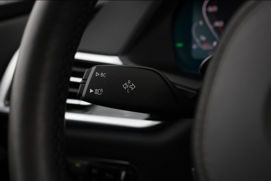 BMW X7 M50i *Sky Lounge*B&W Audio*Mansory*Massage*360 Camera*