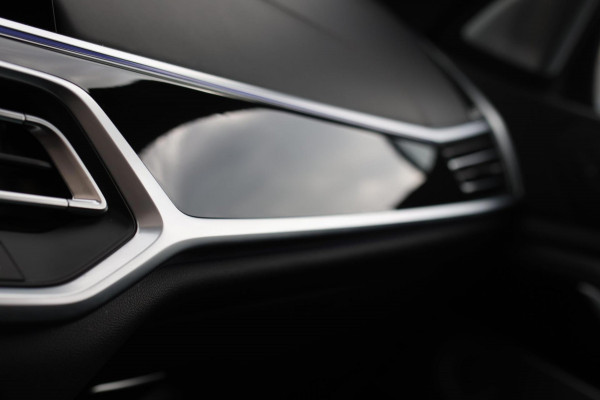 BMW X7 M50i *Sky Lounge*B&W Audio*Mansory*Massage*360 Camera*