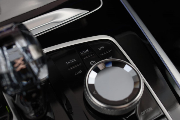 BMW X7 M50i *Sky Lounge*B&W Audio*Mansory*Massage*360 Camera*