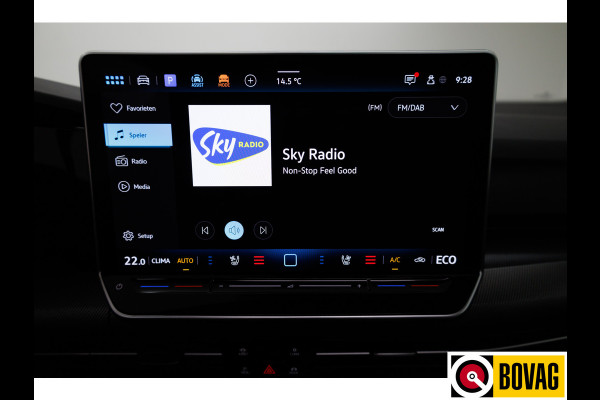 Volkswagen Golf 1.5 eHybrid GTE Black Style 272 PK | Panoramadak | Leer | Elec. trekhaak | Headup | Stoel- & stuurverw. | Stoelventilatie, Sfeerverlichting, bestuurdersstoel met geheugen, IQ matrix Led, Travel assist Volkswagen Golf 1.5 eHybrid GTE Black Style 272 PK | Panoramadak | Leer | Elec. trekhaak | Headup | Stoel- & stuurverw. | Stoelventilatie, Sfeerverlichting, bestuurdersstoel met geheugen, IQ matrix Led, Travel assist