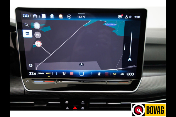 Volkswagen Golf 1.5 eHybrid GTE Black Style 272 PK | Panoramadak | Leer | Elec. trekhaak | Headup | Stoel- & stuurverw. | Stoelventilatie, Sfeerverlichting, bestuurdersstoel met geheugen, IQ matrix Led, Travel assist Volkswagen Golf 1.5 eHybrid GTE Black Style 272 PK | Panoramadak | Leer | Elec. trekhaak | Headup | Stoel- & stuurverw. | Stoelventilatie, Sfeerverlichting, bestuurdersstoel met geheugen, IQ matrix Led, Travel assist