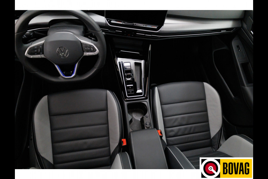 Volkswagen Golf 1.5 eHybrid GTE Black Style 272 PK | Panoramadak | Leer | Elec. trekhaak | Headup | Stoel- & stuurverw. | Stoelventilatie, Sfeerverlichting, bestuurdersstoel met geheugen, IQ matrix Led, Travel assist Volkswagen Golf 1.5 eHybrid GTE Black Style 272 PK | Panoramadak | Leer | Elec. trekhaak | Headup | Stoel- & stuurverw. | Stoelventilatie, Sfeerverlichting, bestuurdersstoel met geheugen, IQ matrix Led, Travel assist