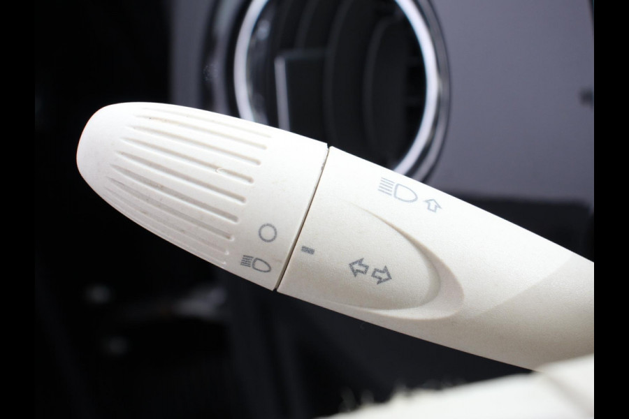 Fiat 500 1.2 Lounge | Navigatie | Lederen Interieur | Climate Control | Panoramadak | Parkeer sensoren