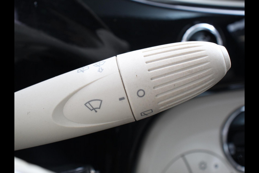 Fiat 500 1.2 Lounge | Navigatie | Lederen Interieur | Climate Control | Panoramadak | Parkeer sensoren