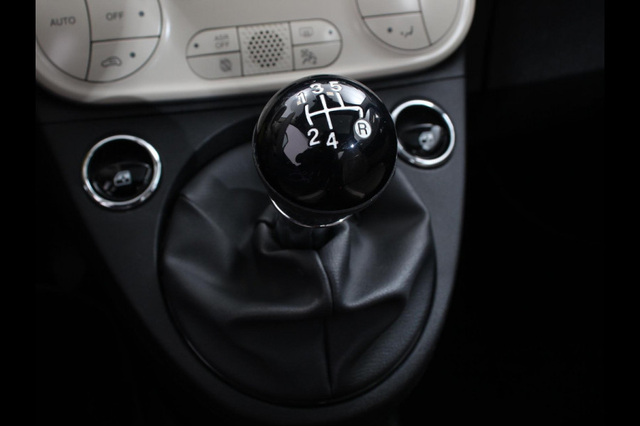 Fiat 500 1.2 Lounge | Navigatie | Lederen Interieur | Climate Control | Panoramadak | Parkeer sensoren