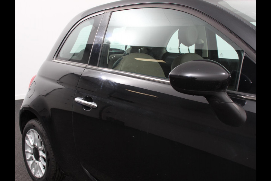 Fiat 500 1.2 Lounge | Navigatie | Lederen Interieur | Climate Control | Panoramadak | Parkeer sensoren