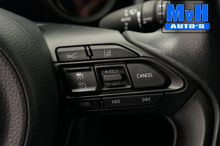 Toyota Yaris 1.5 Hybrid Business Plus|CAMERA|LED|CARPLAY|ACC Toyota Yaris 1.5 Hybrid Business Plus|CAMERA|LED|CARPLAY|ACC