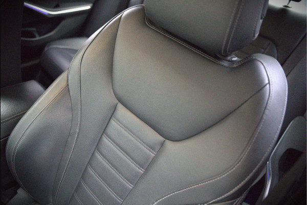 BMW 3-serie 330e eDrive Edition Sportline | Stoelverwarming | Cruise Control | Leer | Camera | Keyless | Apple Carplay | Ambiance Verlichting | HIFI | Parkeersensoren | Navigatie | NAP | Sport
