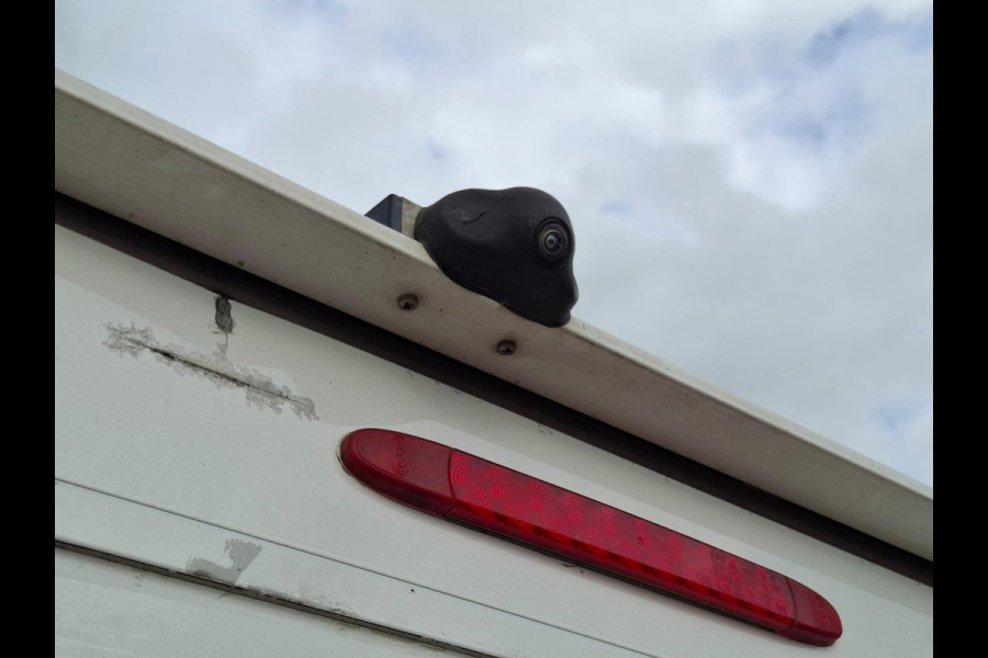 Volkswagen Crafter 35 2.0 TDI L4H3 BAKWAGEN MET DEUREN / EURO 6 / N.A.P / DEALER ONDERHOUDEN Volkswagen Crafter 35 2.0 TDI L4H3 BAKWAGEN MET DEUREN / EURO 6 / N.A.P / DEALER ONDERHOUDEN