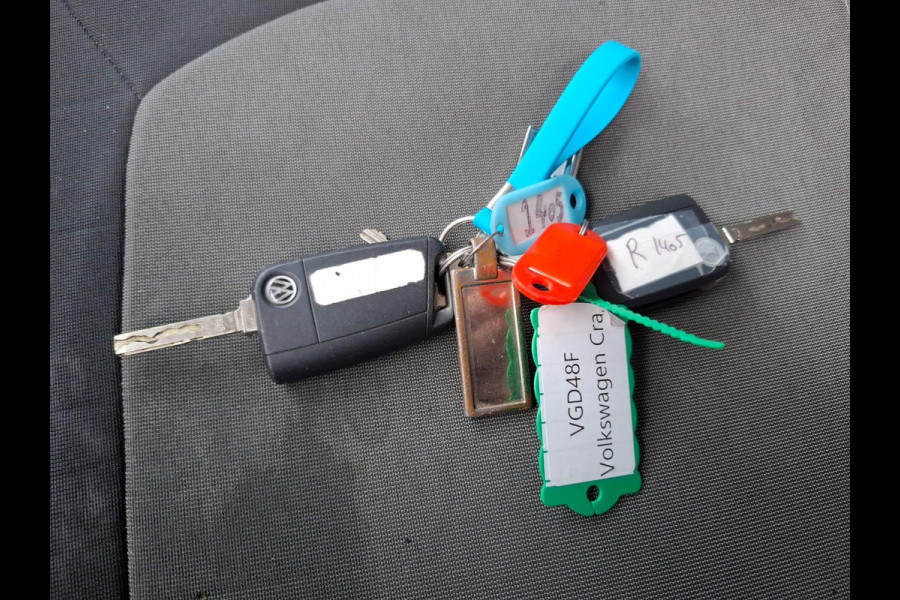 Volkswagen Crafter 35 2.0 TDI L4H3 BAKWAGEN MET DEUREN / EURO 6 / N.A.P / DEALER ONDERHOUDEN Volkswagen Crafter 35 2.0 TDI L4H3 BAKWAGEN MET DEUREN / EURO 6 / N.A.P / DEALER ONDERHOUDEN