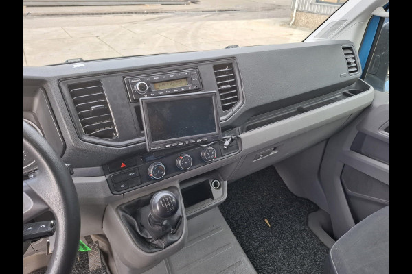 Volkswagen Crafter 35 2.0 TDI L4H3 BAKWAGEN MET DEUREN / EURO 6 / N.A.P / DEALER ONDERHOUDEN Volkswagen Crafter 35 2.0 TDI L4H3 BAKWAGEN MET DEUREN / EURO 6 / N.A.P / DEALER ONDERHOUDEN