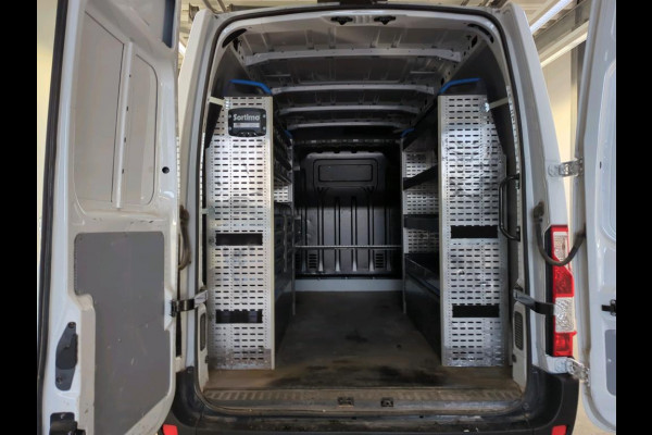 Renault Master 2.3 dCi 135pk L2 H2 Airco Navigatie Imperiaal Inrichting (Wordt verwacht)