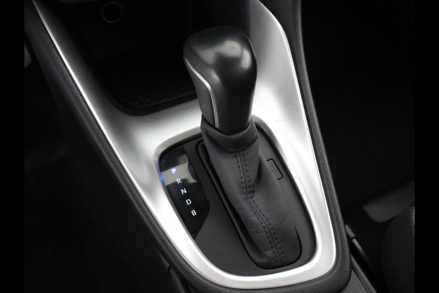 Toyota Yaris 1.5 HYBRID BI-TONE SILVERLINE AUTOMAAT CLOUD NAVI APPLE & ANDROID.CAMERA.TOYOTA GARANTIE TOT 2031 !! Toyota Yaris 1.5 HYBRID BI-TONE SILVERLINE AUTOMAAT CLOUD NAVI APPLE & ANDROID.CAMERA.TOYOTA GARANTIE TOT 2031 !!