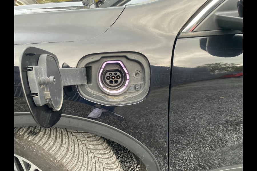 Ford Kuga 2.5 20V Titanium Plug in Hybride| Trekhaak| ACC | Carplay|Stoelverw 4X |Dealer onderh | Ford Kuga 2.5 20V Titanium Plug in Hybride| Trekhaak| ACC | Carplay|Stoelverw 4X |Dealer onderh |