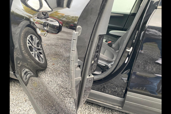 Ford Kuga 2.5 20V Titanium Plug in Hybride| Trekhaak| ACC | Carplay|Stoelverw 4X |Dealer onderh | Ford Kuga 2.5 20V Titanium Plug in Hybride| Trekhaak| ACC | Carplay|Stoelverw 4X |Dealer onderh |