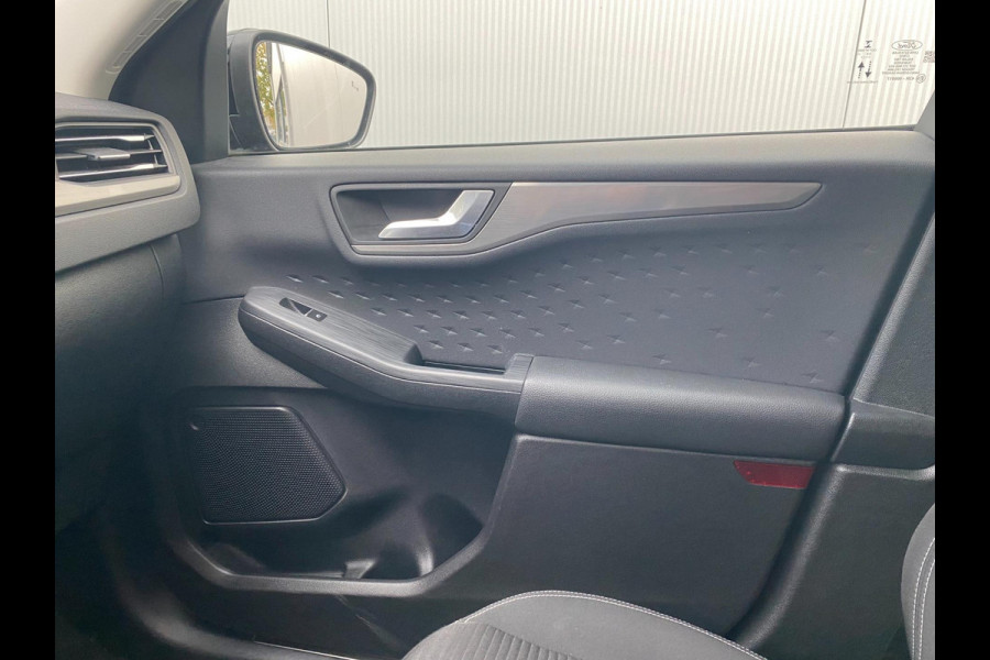 Ford Kuga 2.5 20V Titanium Plug in Hybride| Trekhaak| ACC | Carplay|Stoelverw 4X |Dealer onderh | Ford Kuga 2.5 20V Titanium Plug in Hybride| Trekhaak| ACC | Carplay|Stoelverw 4X |Dealer onderh |