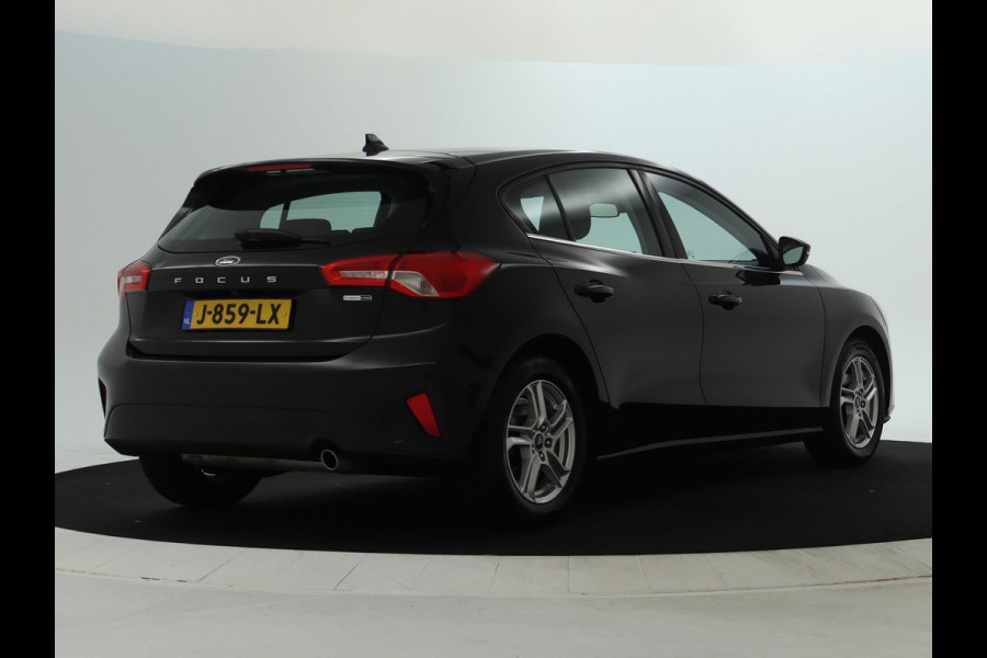 Ford Focus 1.0 EcoBoost Hybrid Edition Business | CarPlay | Camera | NAVI Ford Focus 1.0 EcoBoost Hybrid Edition Business | CarPlay | Camera | NAVI