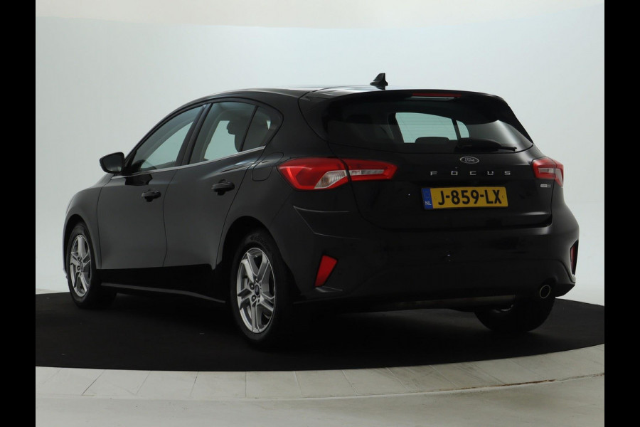 Ford Focus 1.0 EcoBoost Hybrid Edition Business | CarPlay | Camera | NAVI Ford Focus 1.0 EcoBoost Hybrid Edition Business | CarPlay | Camera | NAVI