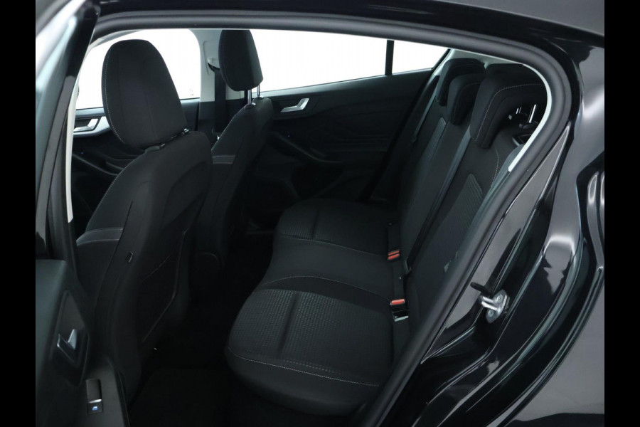 Ford Focus 1.0 EcoBoost Hybrid Edition Business | CarPlay | Camera | NAVI Ford Focus 1.0 EcoBoost Hybrid Edition Business | CarPlay | Camera | NAVI