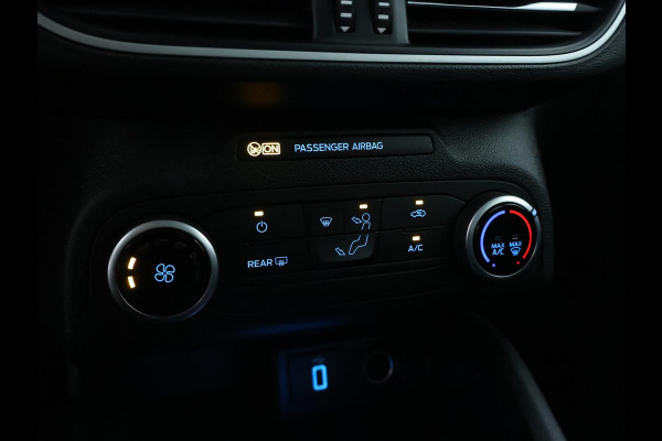 Ford Focus 1.0 EcoBoost Hybrid Edition Business | CarPlay | Camera | NAVI Ford Focus 1.0 EcoBoost Hybrid Edition Business | CarPlay | Camera | NAVI