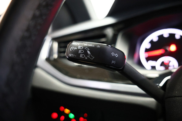 Volkswagen Polo 1.0 TSI DSG Highline BLUET STOELVW PDC CRUISEC '18