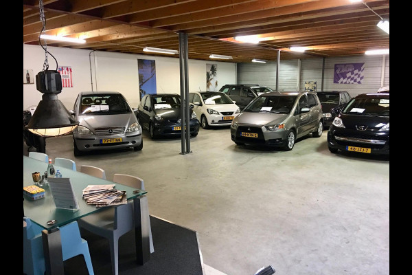 Toyota Corolla Touring Sports 1.8 Hybrid Executive / Ned Auto / Trekhaak / MCC / Gouda