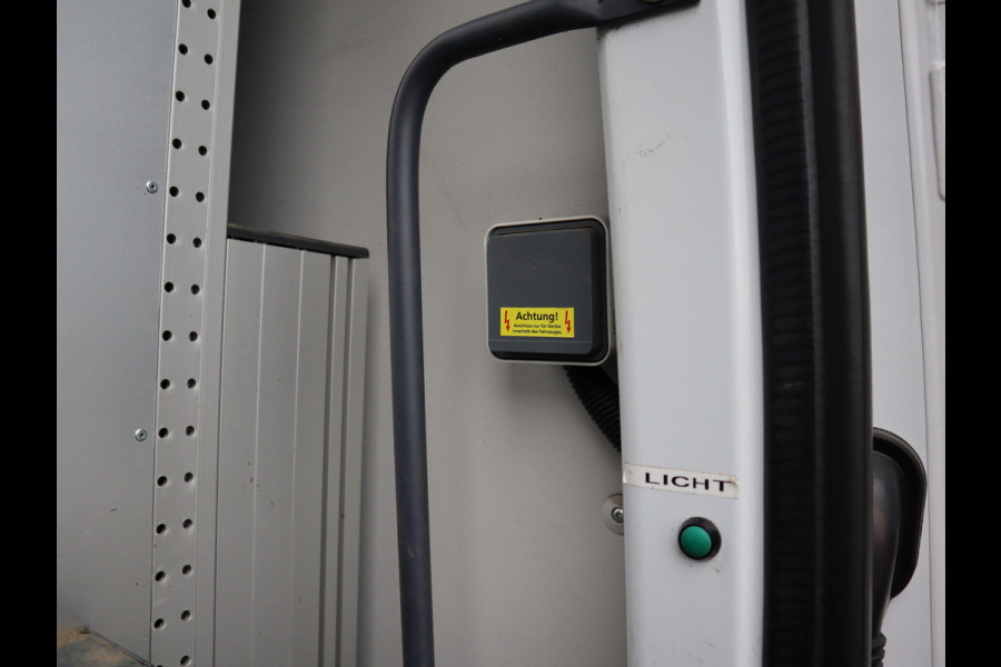 Mercedes-Benz Sprinter 316 CDI Automaat L2H2 RWD - Bott BW Inrichting - LED - 3,5t KG Trekhaak Mercedes-Benz Sprinter 316 CDI Automaat L2H2 RWD - Bott BW Inrichting - LED - 3,5t KG Trekhaak