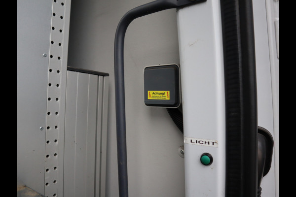 Mercedes-Benz Sprinter 316 CDI Automaat L2H2 RWD - Bott BW Inrichting - LED - 3,5t KG Trekhaak Mercedes-Benz Sprinter 316 CDI Automaat L2H2 RWD - Bott BW Inrichting - LED - 3,5t KG Trekhaak