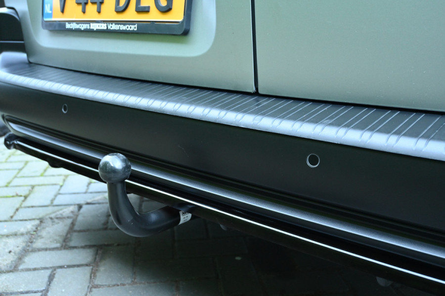 Peugeot Partner 1.5 BlueHDi L2 130 pk EAT8 S&S Camera, Standkachel, Trekhaak afneembaar Peugeot Partner 1.5 BlueHDi L2 130 pk EAT8 S&S Camera, Standkachel, Trekhaak afneembaar