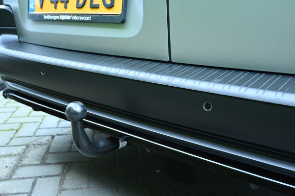 Peugeot Partner 1.5 BlueHDi L2 130 pk EAT8 S&S Camera, Standkachel, Trekhaak afneembaar Peugeot Partner 1.5 BlueHDi L2 130 pk EAT8 S&S Camera, Standkachel, Trekhaak afneembaar