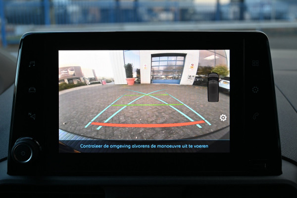 Peugeot Partner 1.5 BlueHDi L2 130 pk EAT8 S&S Camera, Standkachel, Trekhaak afneembaar Peugeot Partner 1.5 BlueHDi L2 130 pk EAT8 S&S Camera, Standkachel, Trekhaak afneembaar