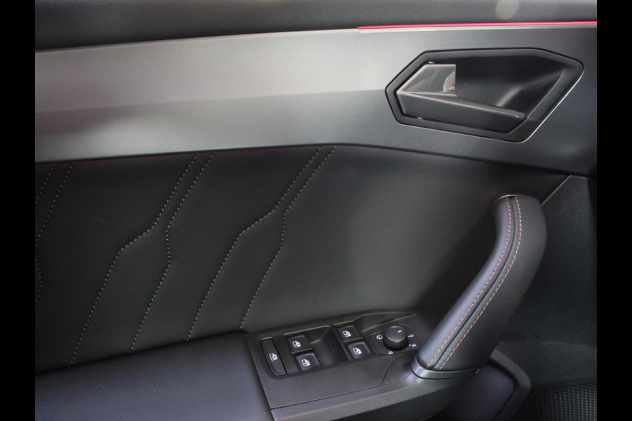 CUPRA Formentor 1.5 TSI 150pk High Automaat | Apple carplay / Android Auto | Keyless Entry / Start | Adaptive Cruise Control | Stoelverwarming | Stuurverwarming | Half Leder CUPRA Formentor 1.5 TSI 150pk High Automaat | Apple carplay / Android Auto | Keyless Entry / Start | Adaptive Cruise Control | Stoelverwarming | Stuurverwarming | Half Leder