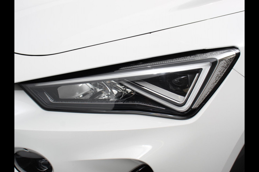 CUPRA Formentor 1.5 TSI 150pk High Automaat | Apple carplay / Android Auto | Keyless Entry / Start | Adaptive Cruise Control | Stoelverwarming | Stuurverwarming | Half Leder CUPRA Formentor 1.5 TSI 150pk High Automaat | Apple carplay / Android Auto | Keyless Entry / Start | Adaptive Cruise Control | Stoelverwarming | Stuurverwarming | Half Leder