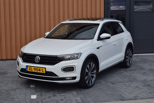 Volkswagen T-Roc 1.5 TSI 150pk DSG R-line Pano | Trekhaak | Beats | 19"