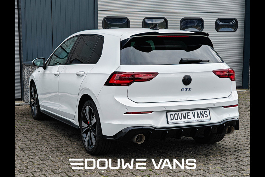 Volkswagen Golf GTE Leer Matrix-LED Q.Light Panorama Stoelverw. Carplay Navi Leder Stoelverwarming
