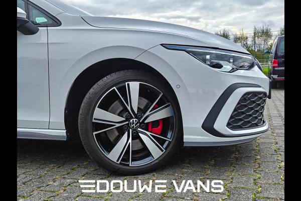 Volkswagen Golf GTE Leer Matrix-LED Q.Light Panorama Stoelverw. Carplay Navi Leder Stoelverwarming