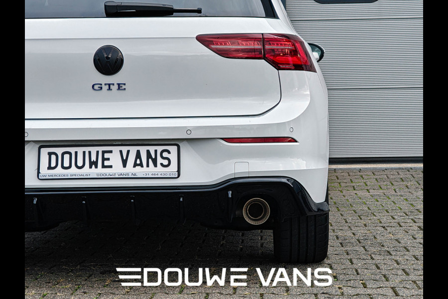 Volkswagen Golf GTE Leer Matrix-LED Q.Light Panorama Stoelverw. Carplay Navi Leder Stoelverwarming