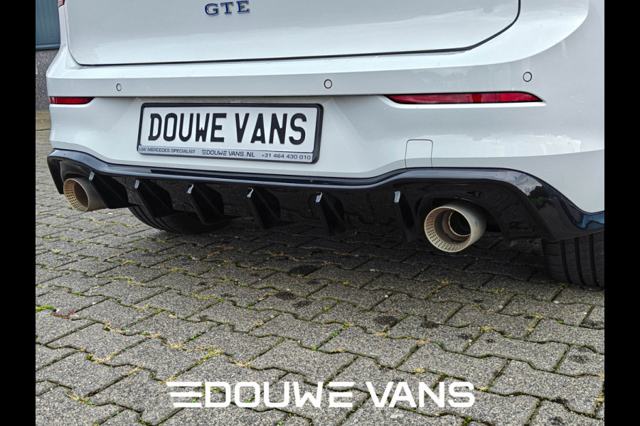 Volkswagen Golf GTE Leer Matrix-LED Q.Light Panorama Stoelverw. Carplay Navi Leder Stoelverwarming